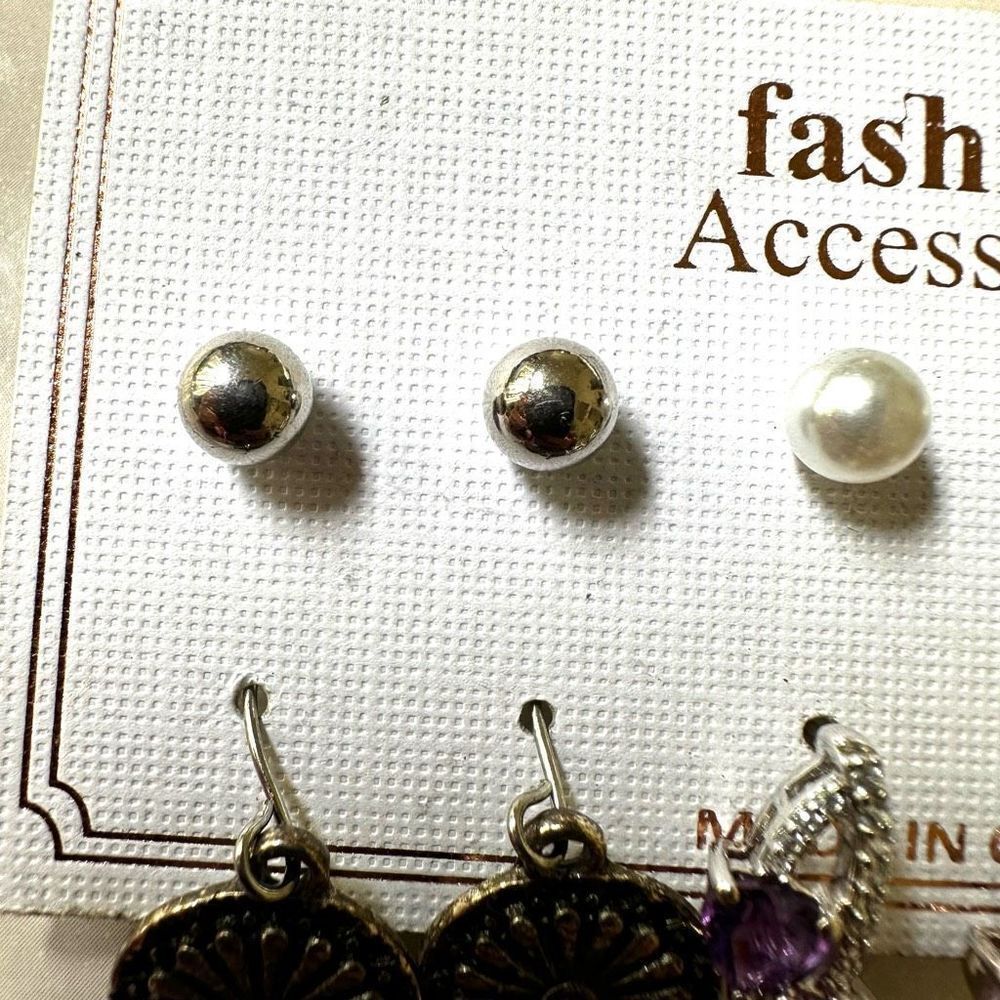 6 post earrings - Picture 2 of 9